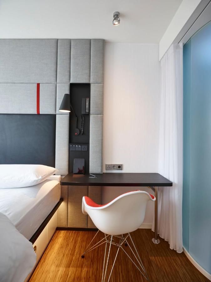 ホテル Citizenm London Victoria Station エクステリア 写真