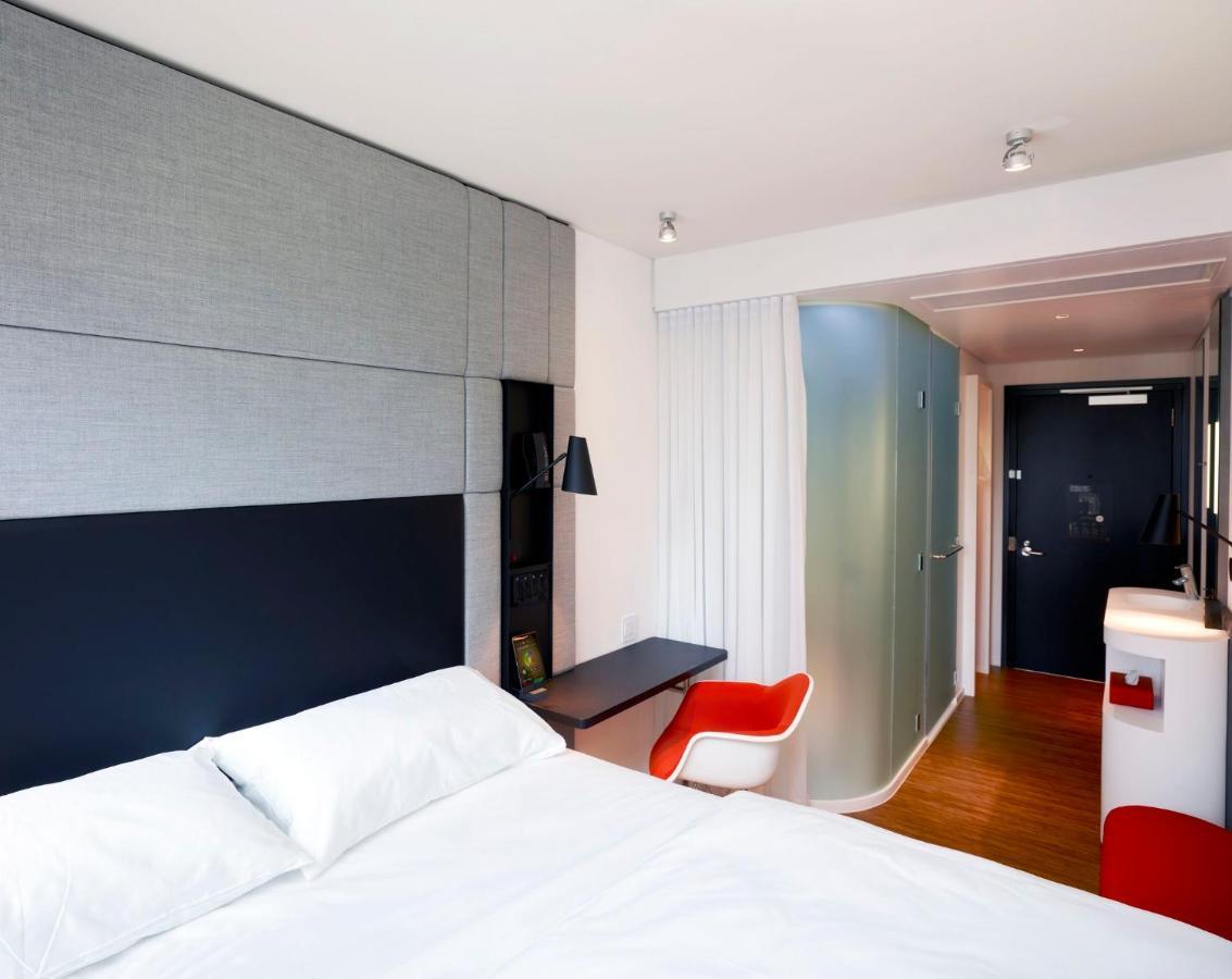 ホテル Citizenm London Victoria Station エクステリア 写真