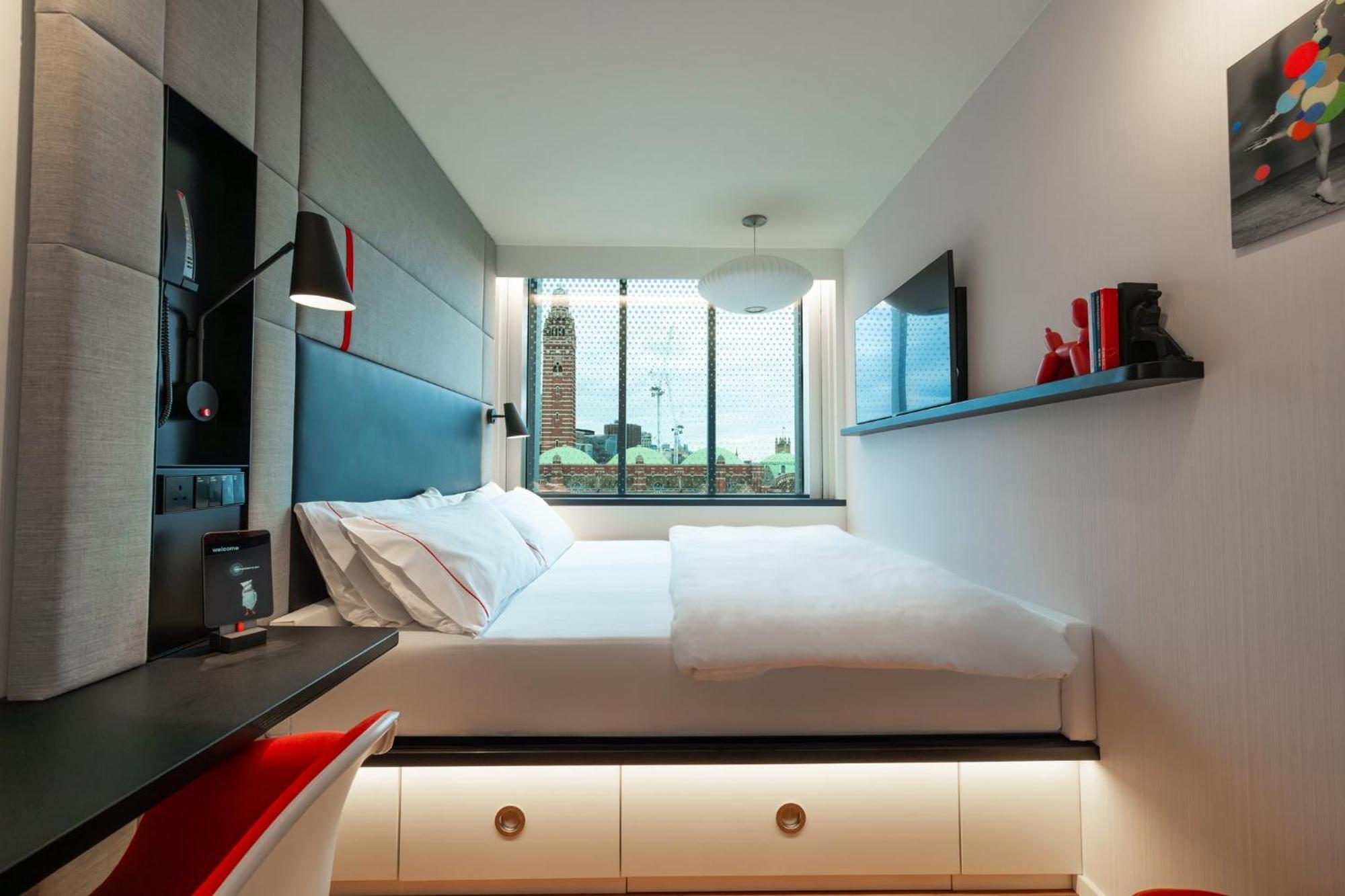 ホテル Citizenm London Victoria Station エクステリア 写真