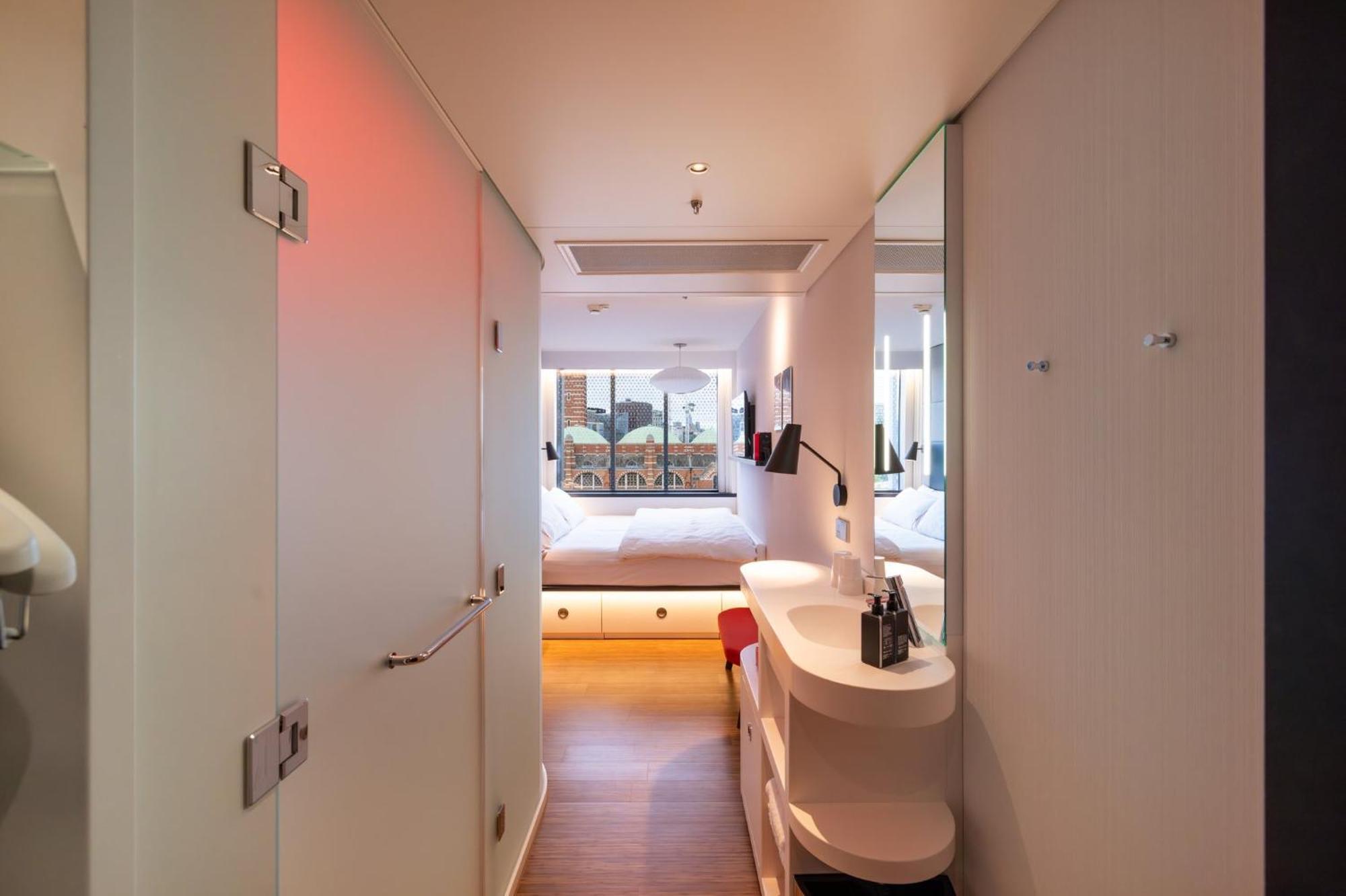 ホテル Citizenm London Victoria Station エクステリア 写真